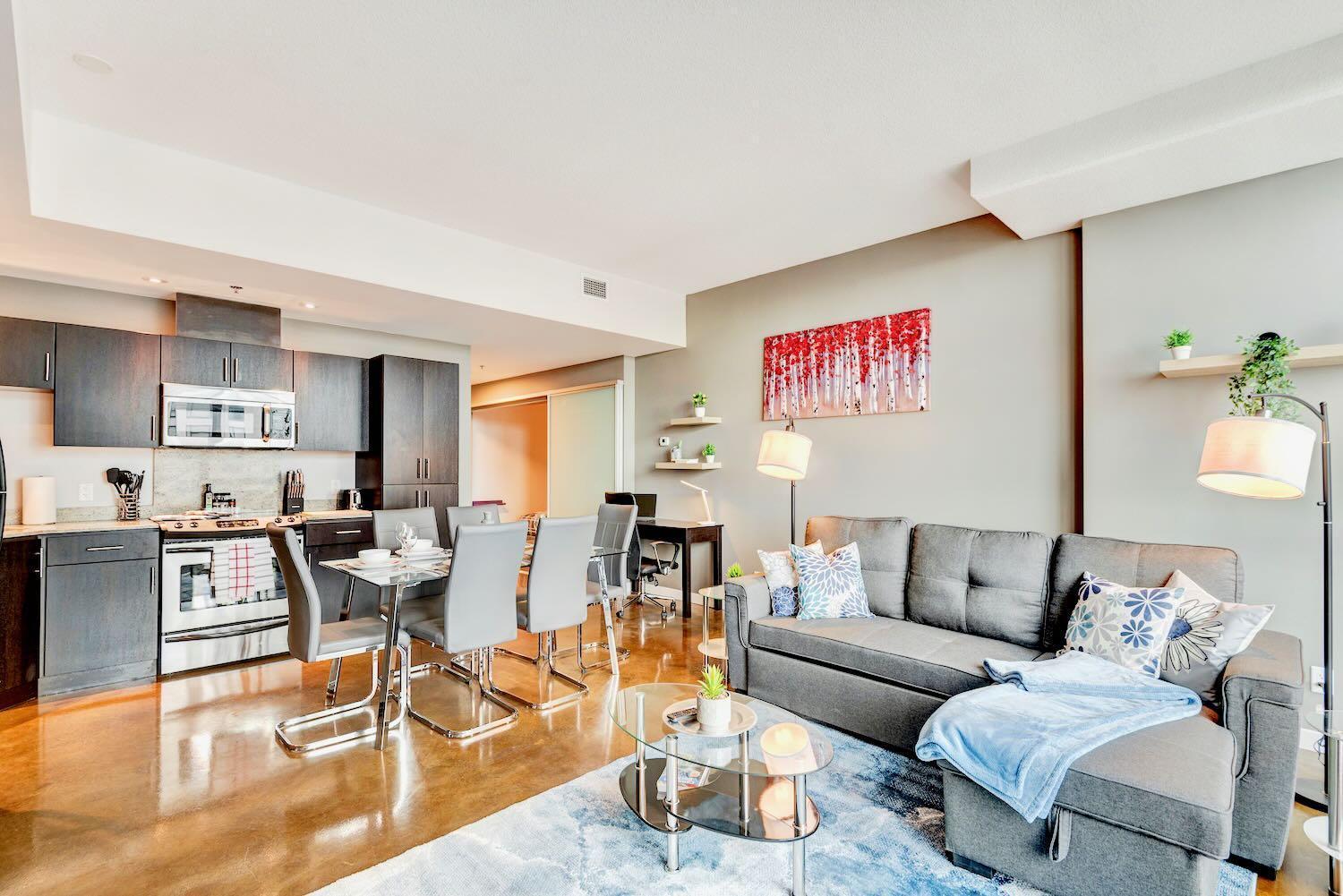 Modern 2Br Condo - King Bed - Downtown City Views YYC Eksteriør bilde