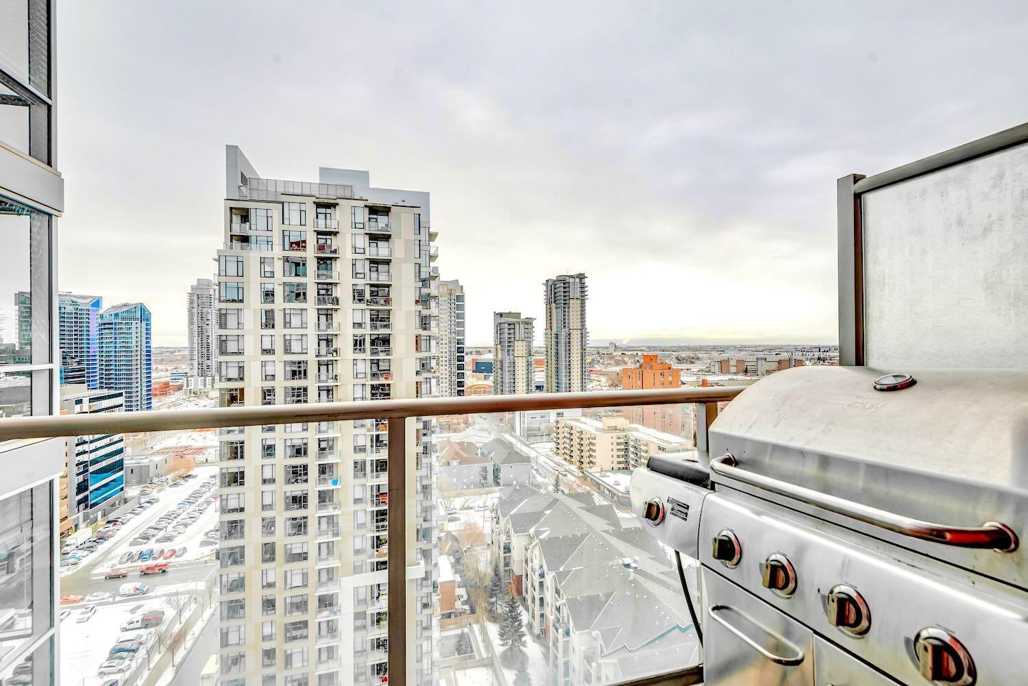 Modern 2Br Condo - King Bed - Downtown City Views YYC Eksteriør bilde