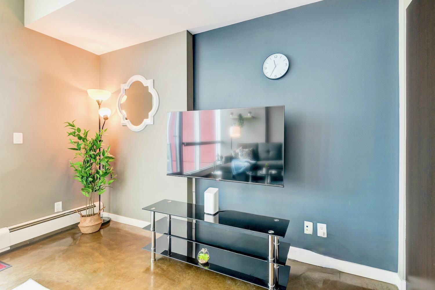 Modern 2Br Condo - King Bed - Downtown City Views YYC Eksteriør bilde