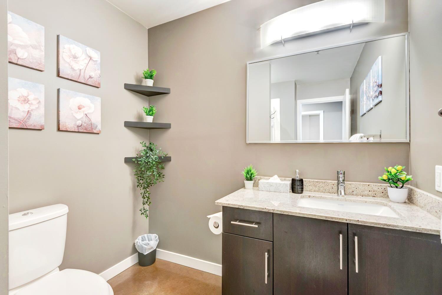 Modern 2Br Condo - King Bed - Downtown City Views YYC Eksteriør bilde